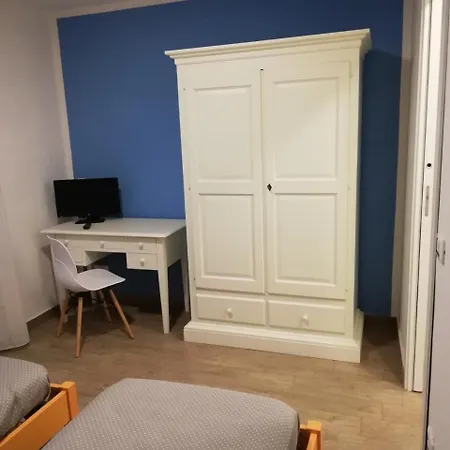 Casa Fiore Apartment *